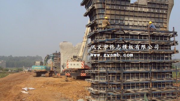 橋梁鋼模板生產現場